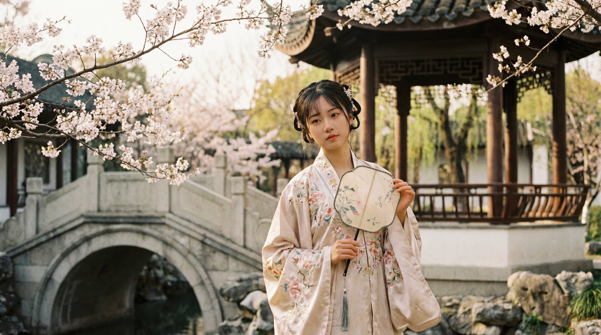 国产精品古风视频